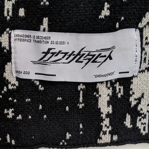 ENSHADOWER Knit Scarf Graphic - Picture 5 of 5